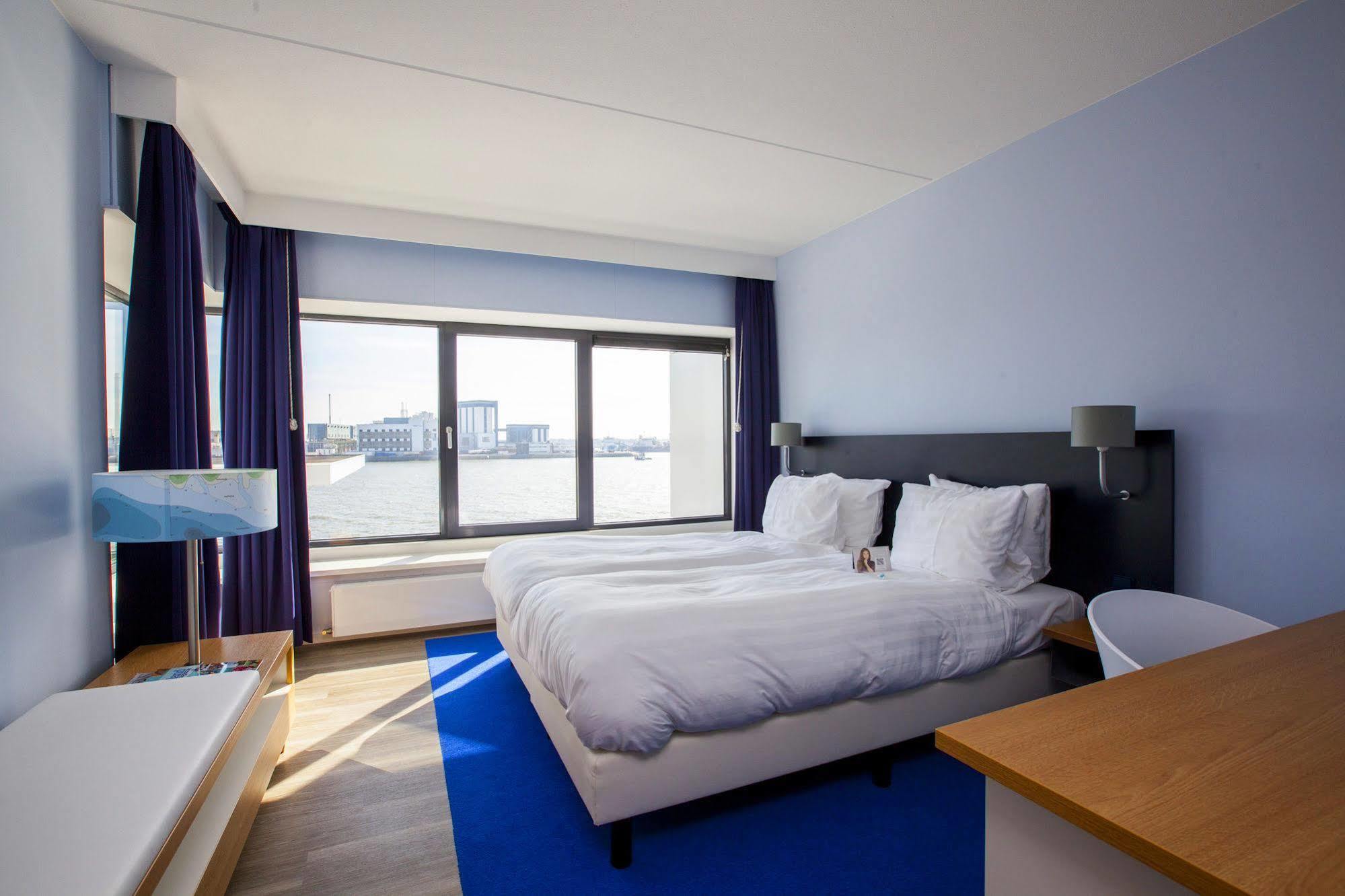 Delta Hotel Vlaardingen Exteriör bild